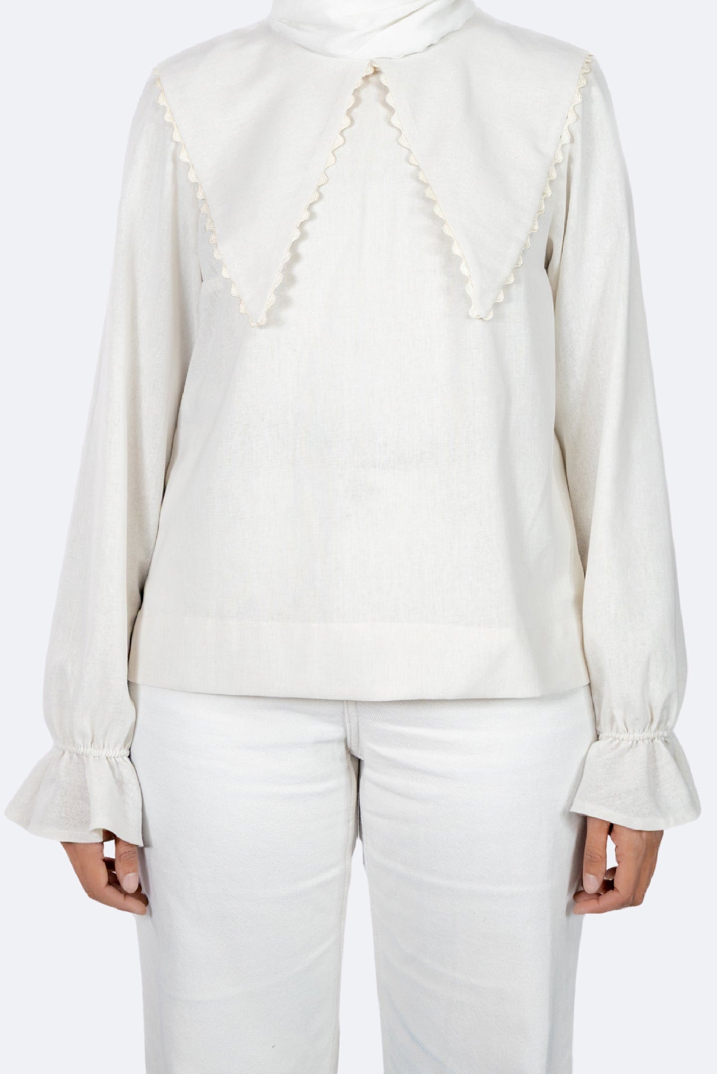 Scallop Collar Blouse